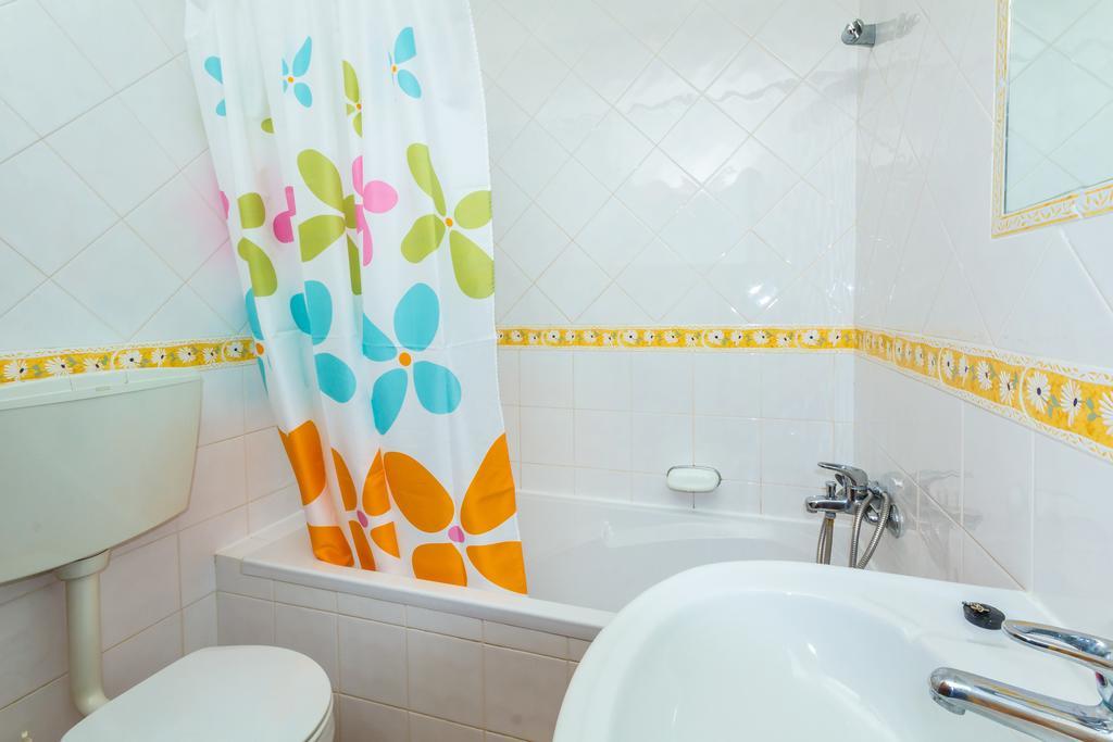 Apartamentos Arcada Quarteira Eksteriør bilde